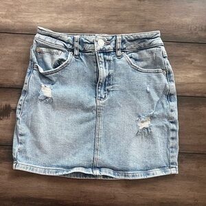 Garage Women’s Denim Distressed Mini Skirt xs